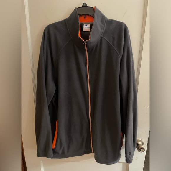 Mens fleece jacket zip up brand is Starter. Size is 2x - Picture 1 of 2